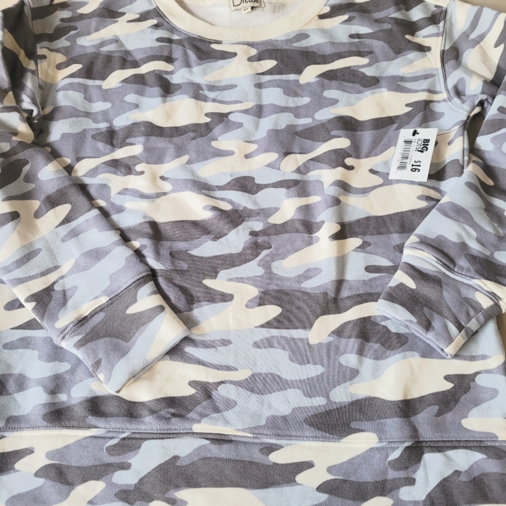 Dottos sweatshirt  sz m